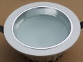 求購LED梳型散熱器天花燈外殼、壓鑄筒燈外殼